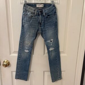 American Eagle Outfitters Boy’s Light Blue Ripped Jeans